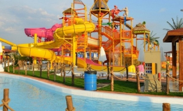 Openly Ladder parallel 8 piscine in Bucuresti, pentru o zi cu copiii la soare - Sfaturi/Stiri -  Vacante cu copiii